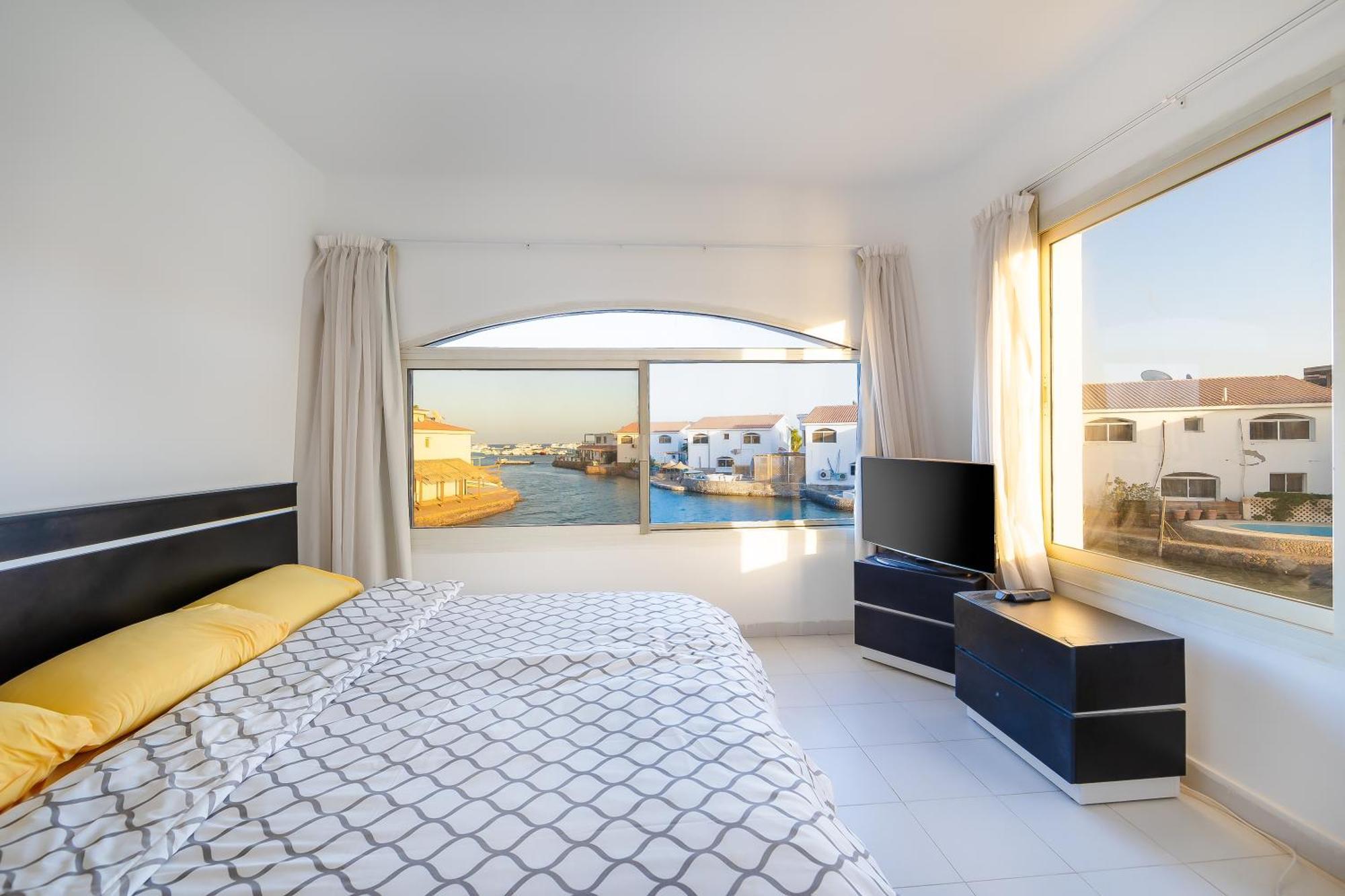 Aden Beach - Sea View Room With Beach Access In Villa Хургада Экстерьер фото